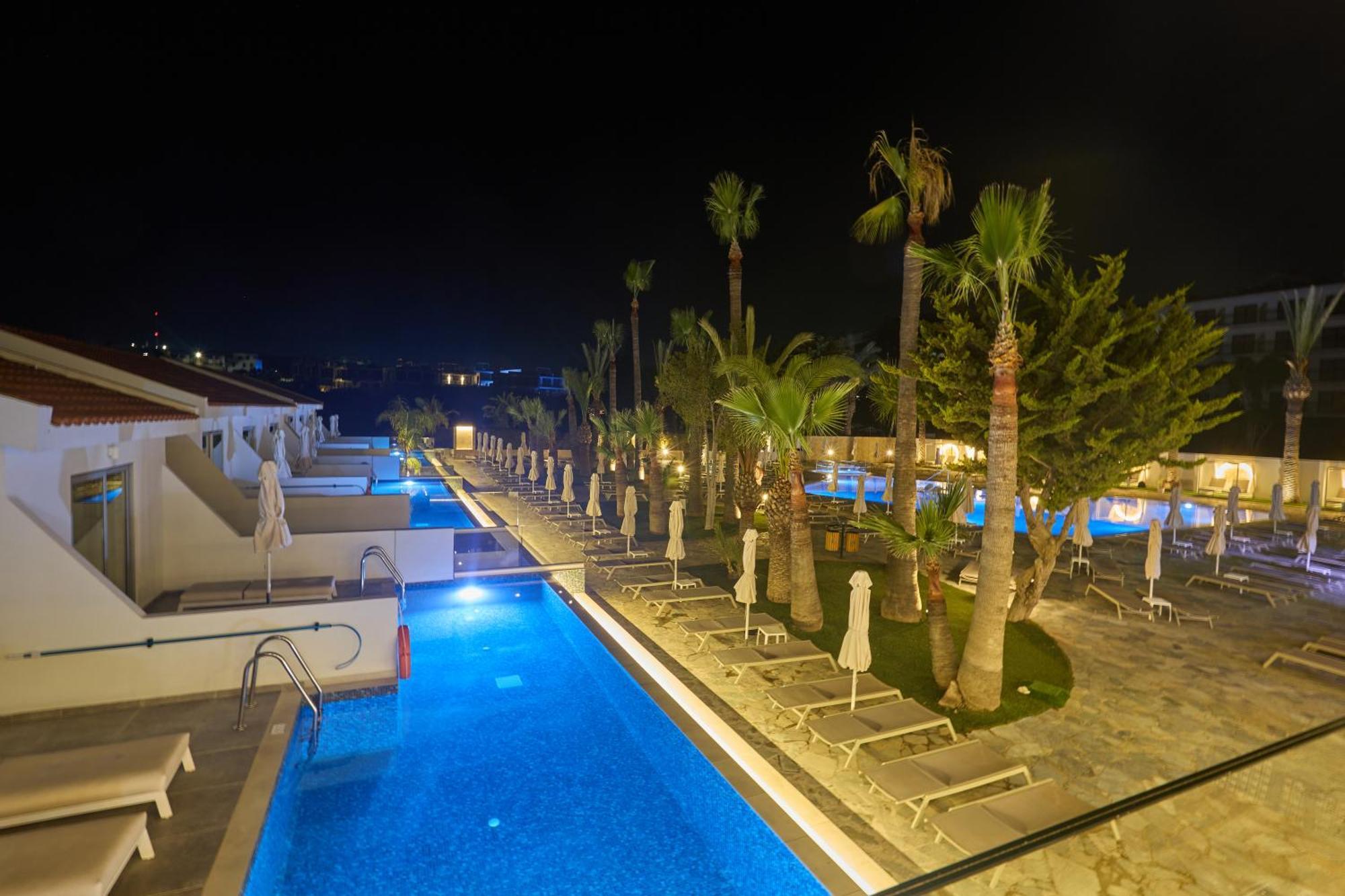 Bohemian Gardens Hotel Протарас Екстер'єр фото