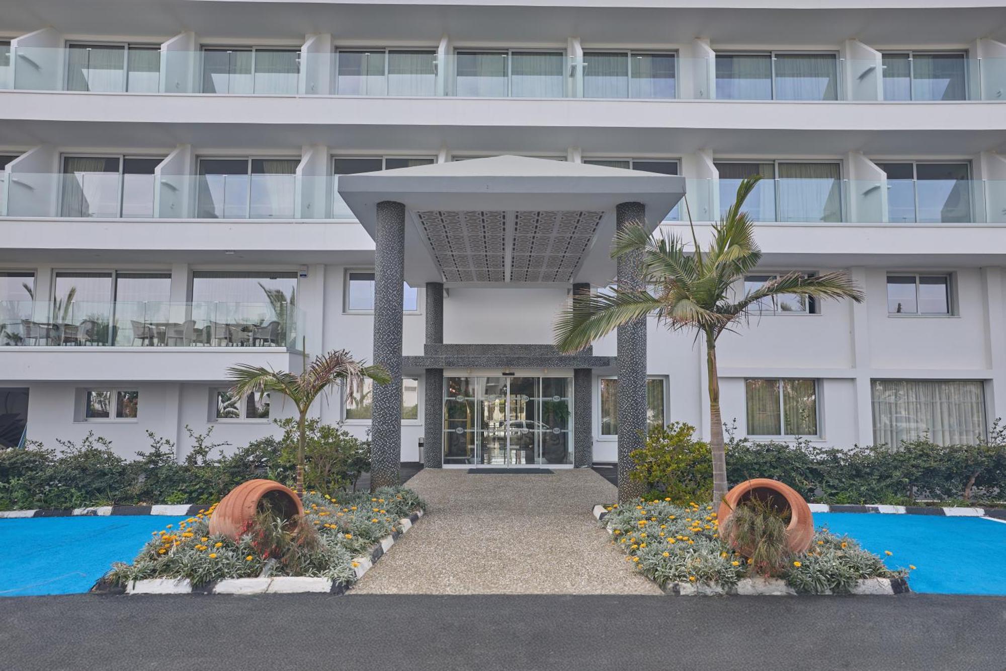 Bohemian Gardens Hotel Протарас Екстер'єр фото