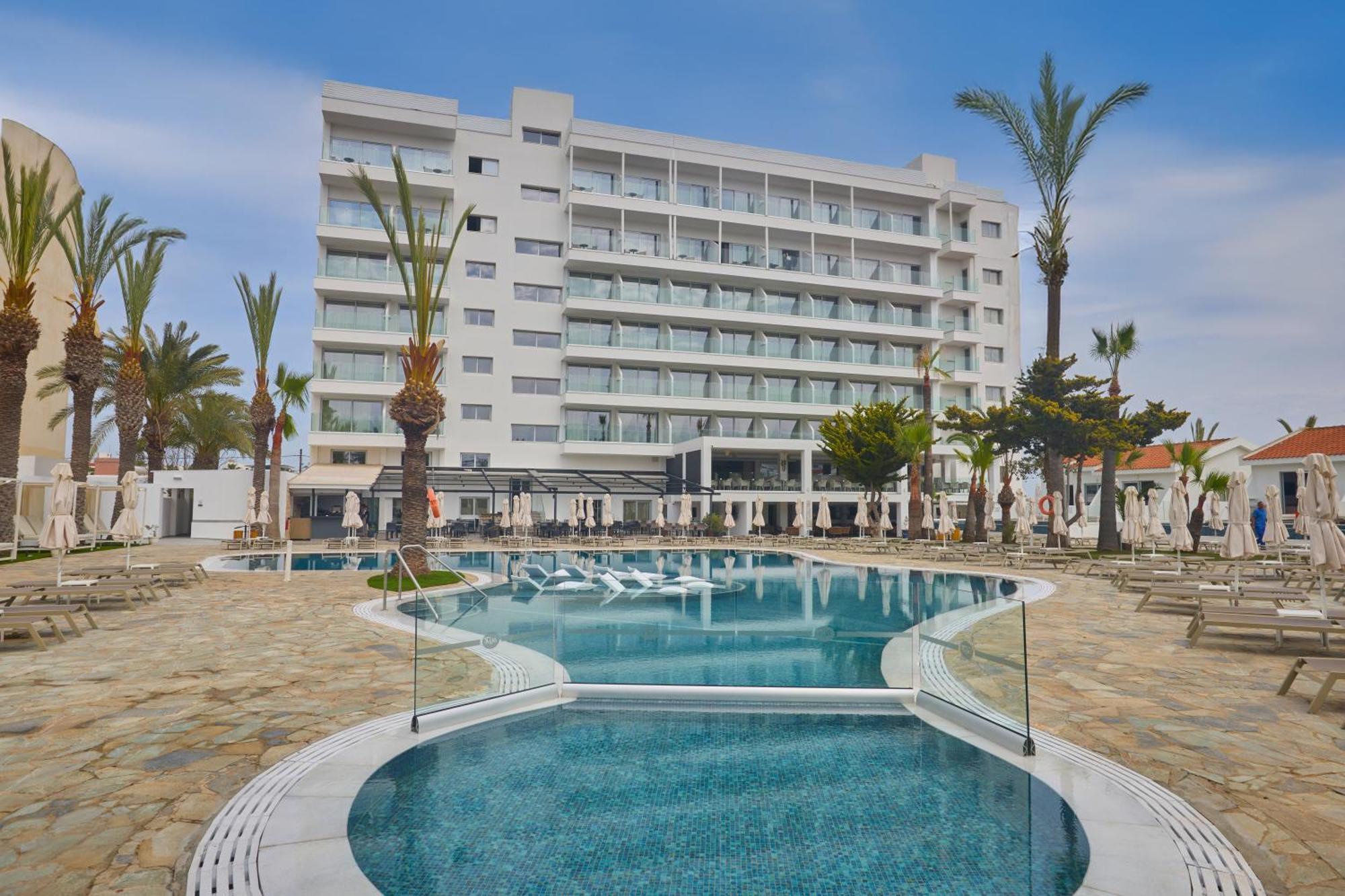 Bohemian Gardens Hotel Протарас Екстер'єр фото